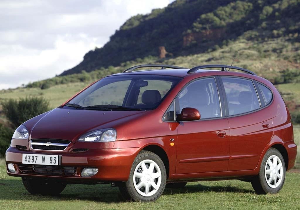 *Dịch vụ thay kính xe Chevrolet Vivant tận nơi